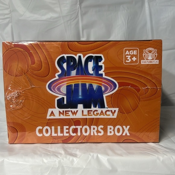 Space Jam A New Legacy Culture Fly Exclusive Collectors Box with Action Figure - Picture 6 of 7